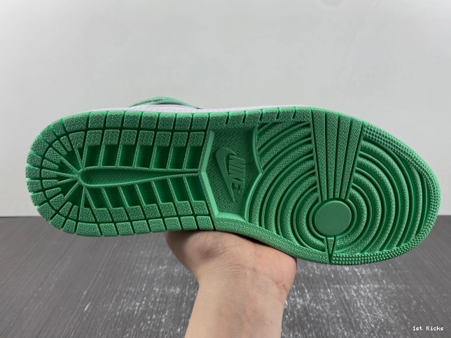 Green 1 Air Jordan High OG Glow DZ5485-130 0612